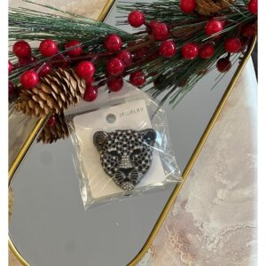 Leopar siyah taş detaylı broş